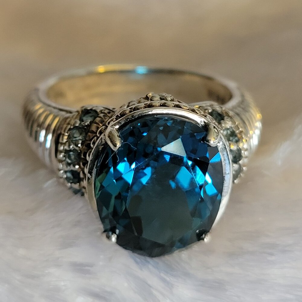 Gorgeous London Blue Topaz Ring Sz 6 in Sterling Silver